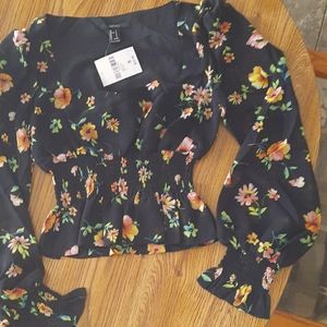 Forever 21 Blouse size small.